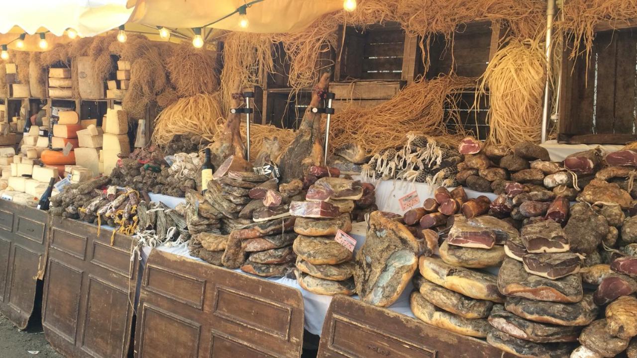 Chambres D'Hotes La Chaumiere Coulonges  Bagian luar foto